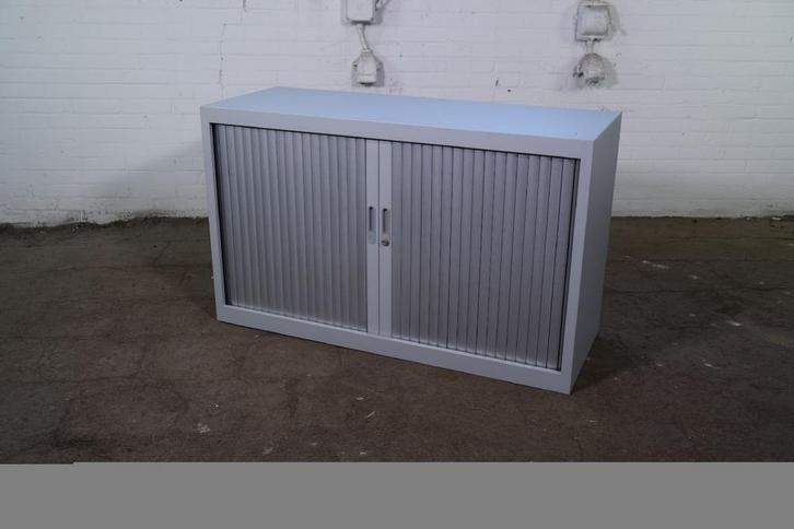 Roldeurkast | Jong gebruikt | Zilvergrijs | 1 legplank | LK2, Huis en Inrichting, Kasten | Roldeurkasten en Archiefkasten, Gebruikt