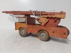 Decoratief ornament - Frankrijk - Houten branweerwagen, Antiek en Kunst, Antiek | Speelgoed