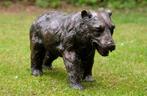 sculptuur, Large walking bear - grizzly - 53 cm in length -