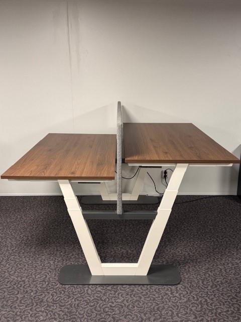 Vepa Parq duo zit-sta bureau wit noten 160x80, Zakelijke goederen, Kantoor en Winkelinrichting | Kantoormeubilair en Inrichting