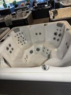 WINTERACTIE – Stellar Platinum Showroommodel Jacuzzi (6 P, Tuin en Terras, Bubbelbaden en Hottubs, Nieuw