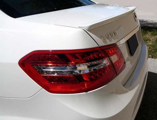 Mercedes E-klasse W212 AMG look achterklep spoiler, Auto diversen, Tuning en Styling, Verzenden