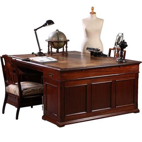 Groot bijna vierkant partnerbureau ca 1900 prachtig doorleef, Antiek en Kunst, Antiek | Kantoor en Zakelijk, Ophalen of Verzenden