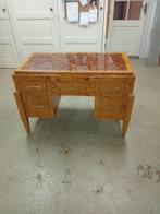 A.J. Iversen - Bureau - Wortelnotenhout - Wortelnoten
