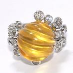 Ring - 18 karaat Witgoud - 18.20ct. tw. Barnsteen - Diamant, Sieraden, Tassen en Uiterlijk, Ringen, Nieuw
