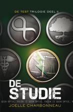 De studie / De test-trilogie / 2 9789045204154, Boeken, Verzenden, Gelezen, Joelle Charbonneau