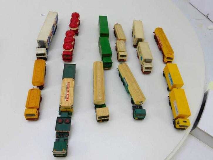 Schaal H0 Set Kibri automodellen #3025 (1:87), Hobby en Vrije tijd, Modeltreinen | H0, Gebruikt, Analoog, Ophalen of Verzenden