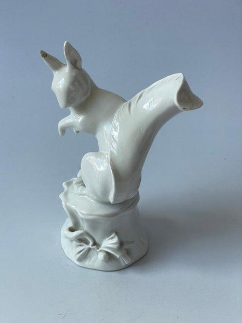 Meissen - Beeldje - écureuil - Porselein, Antiek en Kunst, Antiek | Glas en Kristal