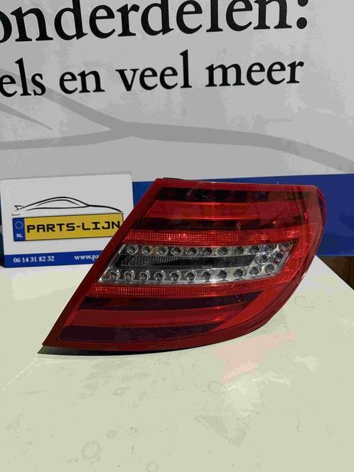 Gebruikte Achterlicht rechts voor Mercedes C-klasse 2011, Auto-onderdelen, Verlichting, Erkend duurzaam, Gebruikt, Herkomst onderdeel bekend