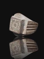 Middeleeuwen, kruisvaardersperiode Bronze X Seal Ring, Sieraden, Tassen en Uiterlijk