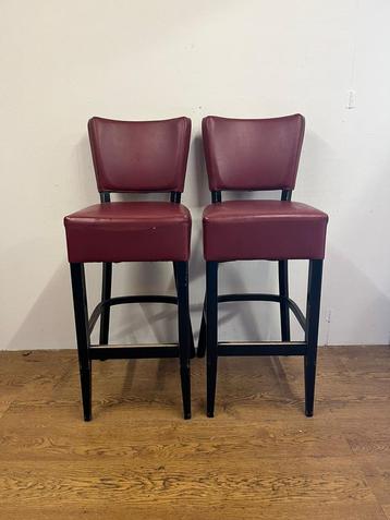 Set (2) Gebruikte barkruk - K953 - Vintage/Café beschikbaar voor biedingen