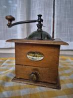Peugeot - Koffiemolen - Hout, Messing, IJzer