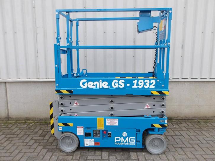 Veiling: Schaarhoogwerker Genie GS-1932 7.80m Elektrisch 201, Zakelijke goederen, Machines en Bouw | Liften, Steigers en Ladders