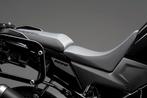Suzuki | Verlaagd zadel, grijs/zwart, DL1050, Nieuw