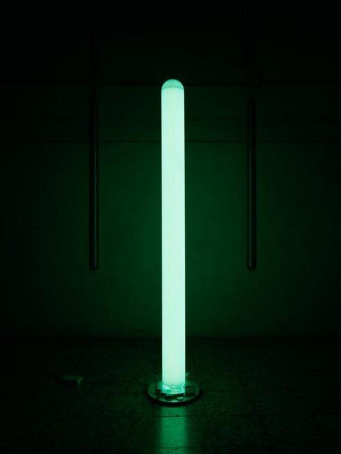 Artemide - Ernesto Gismondi - Staande lamp - Metacolor LED -, Antiek en Kunst, Antiek | Lampen