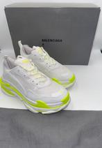 Balenciaga - Triple S - Sneakers - Maat: EU 40 - Nieuw met, Nieuw