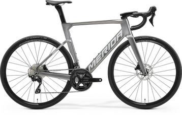 Merida Reacto 4000 – Carbon aero 12-speed Shimano 105 DI2 beschikbaar voor biedingen