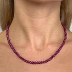 Natuurlijke massieve robijn ketting, 108 ct., facetgeslepen,, Verzamelen