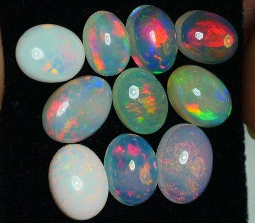 11,22 cts GROOT PARTIJ - 10 topkleuren natuurlijke opalen -, Verzamelen, Mineralen en Fossielen