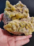 zwavel Kristallen op matrix - Hoogte: 170 mm - Breedte: 170, Verzamelen, Mineralen en Fossielen