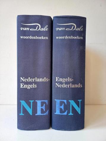Van Dale (uitg.)-Groot woordenboek beschikbaar voor biedingen