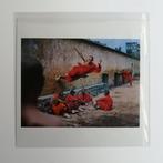 Steve McCurry - Shaolin Monk Running on Wall, 2004