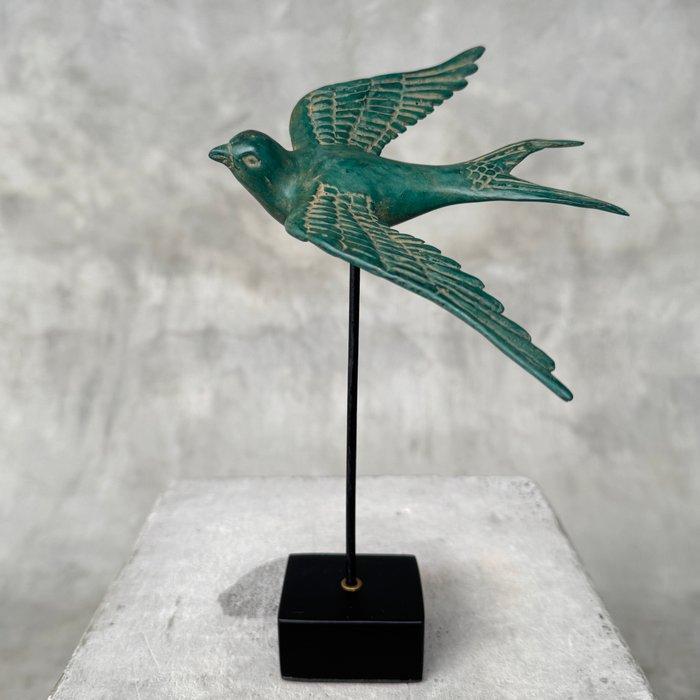 sculptuur, NO RESERVE PRICE - Swallow Fly Up on Stand - 26, Antiek en Kunst, Kunst | Designobjecten