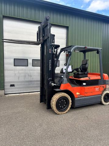 Heftruck Toyota - 4 Ton - Triplex mast beschikbaar voor biedingen