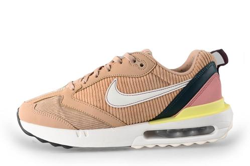 Nike Sneakers in maat 40 Beige 10 extra korting