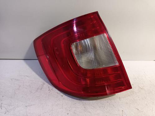 Achterlicht links buiten Skoda Superb II 1.6 TDI 21489009, Auto-onderdelen, Verlichting, ARN erkend, Stiba lid, Erkend duurzaam