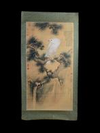 Een groot Chinees schilderij Witte adelaar op dennenboom.