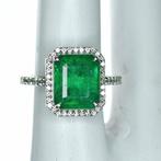 Ring Platina -  4.48ct. tw. Smaragd - Diamant -