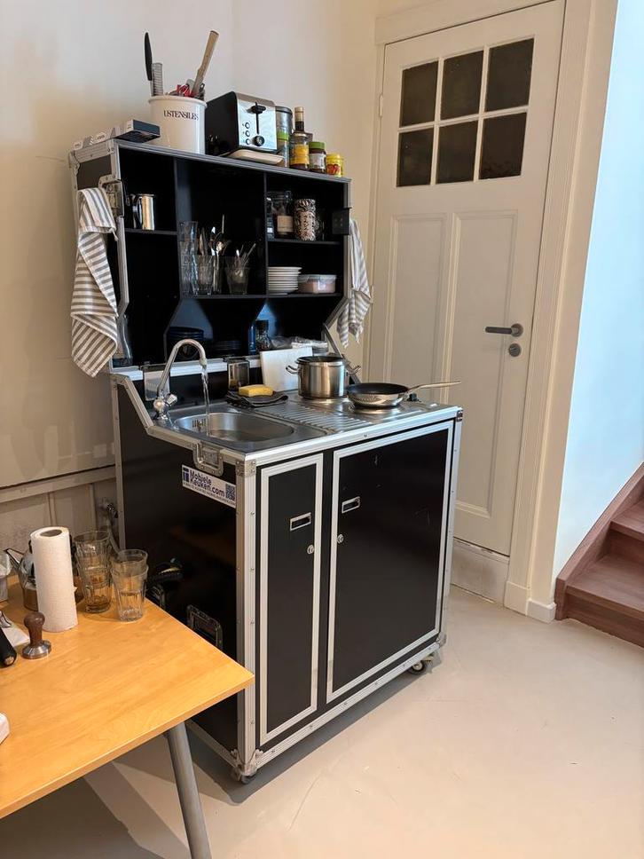 Mobiele keuken huren? Dé oplossing tijdens verbouwing, Huis en Inrichting, Keuken | Complete keukens, Overige materialen, Overige kleuren