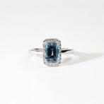 Verlovingsring - 14 karaat Witgoud - 1.70ct. tw. Aquamarijn, Sieraden, Tassen en Uiterlijk, Antieke sieraden