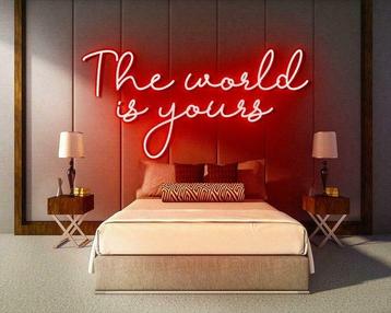 THE WORLD IS YOURS neon sign - LED neon reclame bord beschikbaar voor biedingen