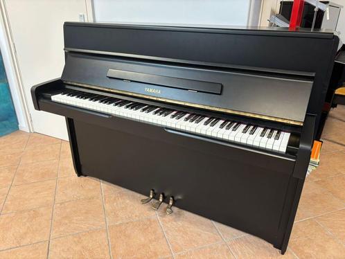 Yamaha piano, 1.08m hoog * prachtige piano, Muziek en Instrumenten, Piano's, Piano, Zwart, Zo goed als nieuw, Hoogglans, Verzenden