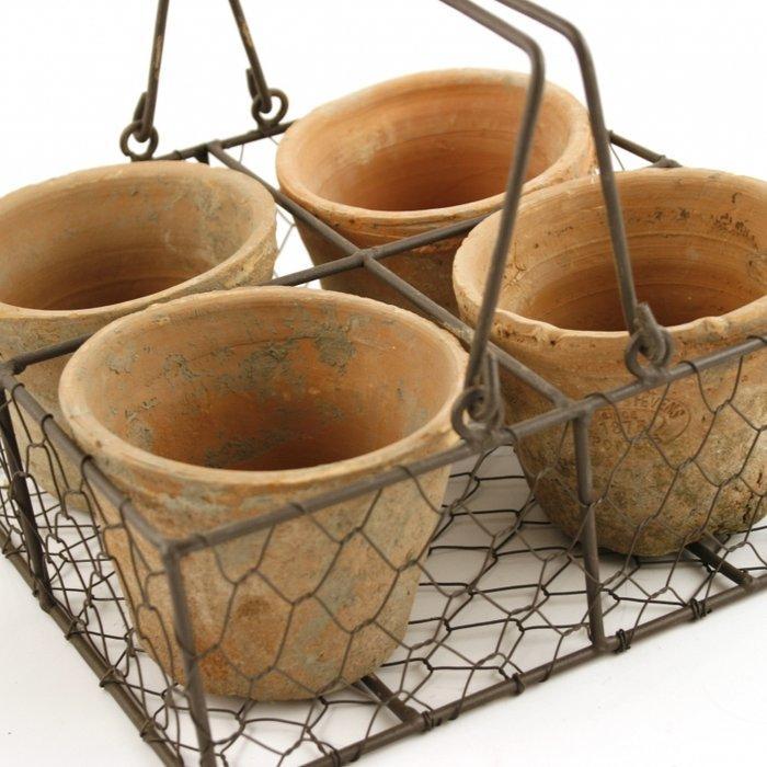 Bloempot - Staal, Terracotta - 4 potten in draadmand., Antiek en Kunst, Curiosa en Brocante