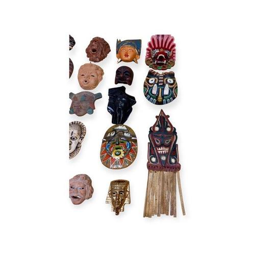 Varie culture Hout, Keramiek, Leder, Porselein 35x maskers -, Antiek en Kunst, Antiek | Speelgoed