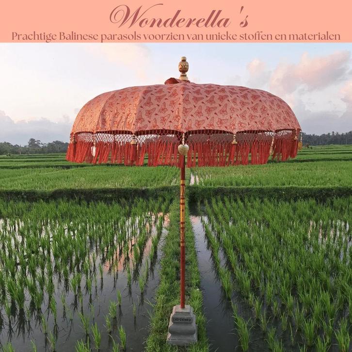 Unieke Balinese parasols in verschillende kleurrijke designs, Tuin en Terras, Parasols, 1 tot 2 meter, Nieuw, Stokparasol, Ophalen of Verzenden