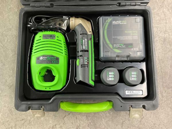 Veiling - Cel accu multi-tool 10.8V Multi2Pro, Doe-het-zelf en Verbouw, Gereedschap | Overige machines