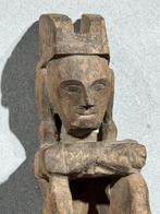 Oud Moluks spiritueel figuur waarvan de exacte herkomst, Antiek en Kunst