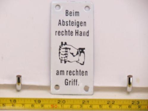 EisenbahnSchild Beim Absteigen rechte Hand am rechten Griff., Verzamelen, Spoorwegen en Tramwegen, Overige typen, Nieuw, Ophalen of Verzenden