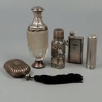 Parfum flacon, Tondeldoos, lippenstift koker etc.  NO, Antiek en Kunst, Antiek | Goud en Zilver