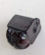 Netsuke, Oni in de kolenbak - Hout - Japan - Late Edo, Antiek en Kunst