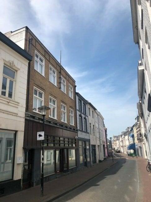 Appartement te huur in Sittard-Geleen - 30 m² - 2 kamer(s) -, Huizen en Kamers, Huizen te huur, Limburg, Appartement