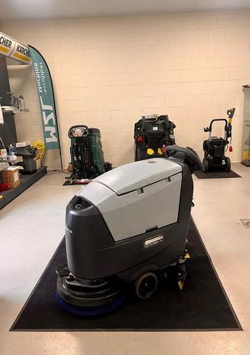 Nilfisk SC500 Schrobmachine | 669 uur | 2017 | nieuwe accu | beschikbaar voor biedingen