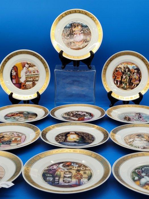 Royal Copenhagen - Pauline Ellison - Bord (12) - The Hans, Antiek en Kunst, Antiek | Glas en Kristal