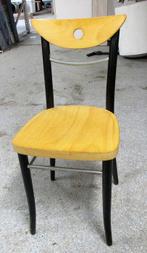 Stoel, Houten Stoel, Gebruikt