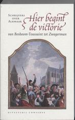 Hier begint de victorie (9789054292708, Kees de Bakker), Boeken, Romans, Verzenden, Nieuw