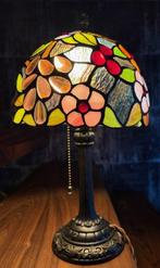 Style Tiffany - Tafellamp - In de geest van de Art Nouveau, Antiek en Kunst